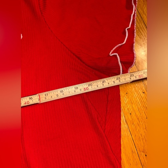 JULIA by Love J “Thank You Enjoy” Red Graphic Crop - Picture 5 of 5